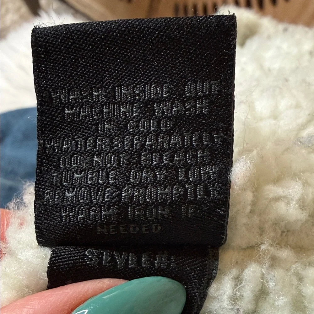 Jou Jou Blue Denim Jacket with Cream Sherpa lining - Picture 9 of 10